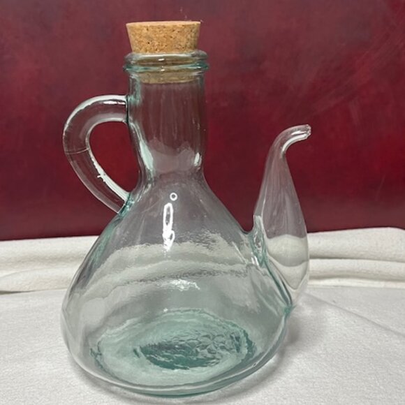 VTG Light Green Glass Pouring Bottle/Cruet for Oil or Vinegar w/Cork Stopper - Picture 2 of 11